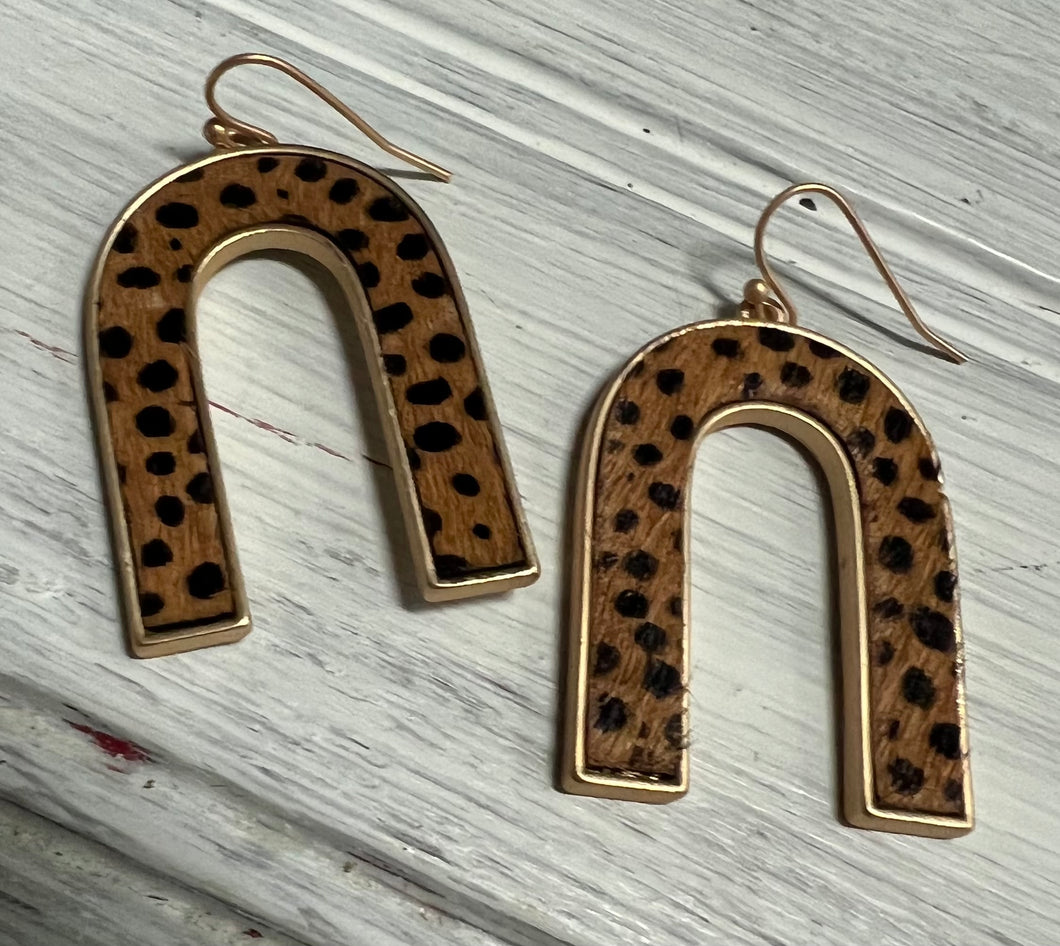 Southern Seoul Critter Print Leather Earring